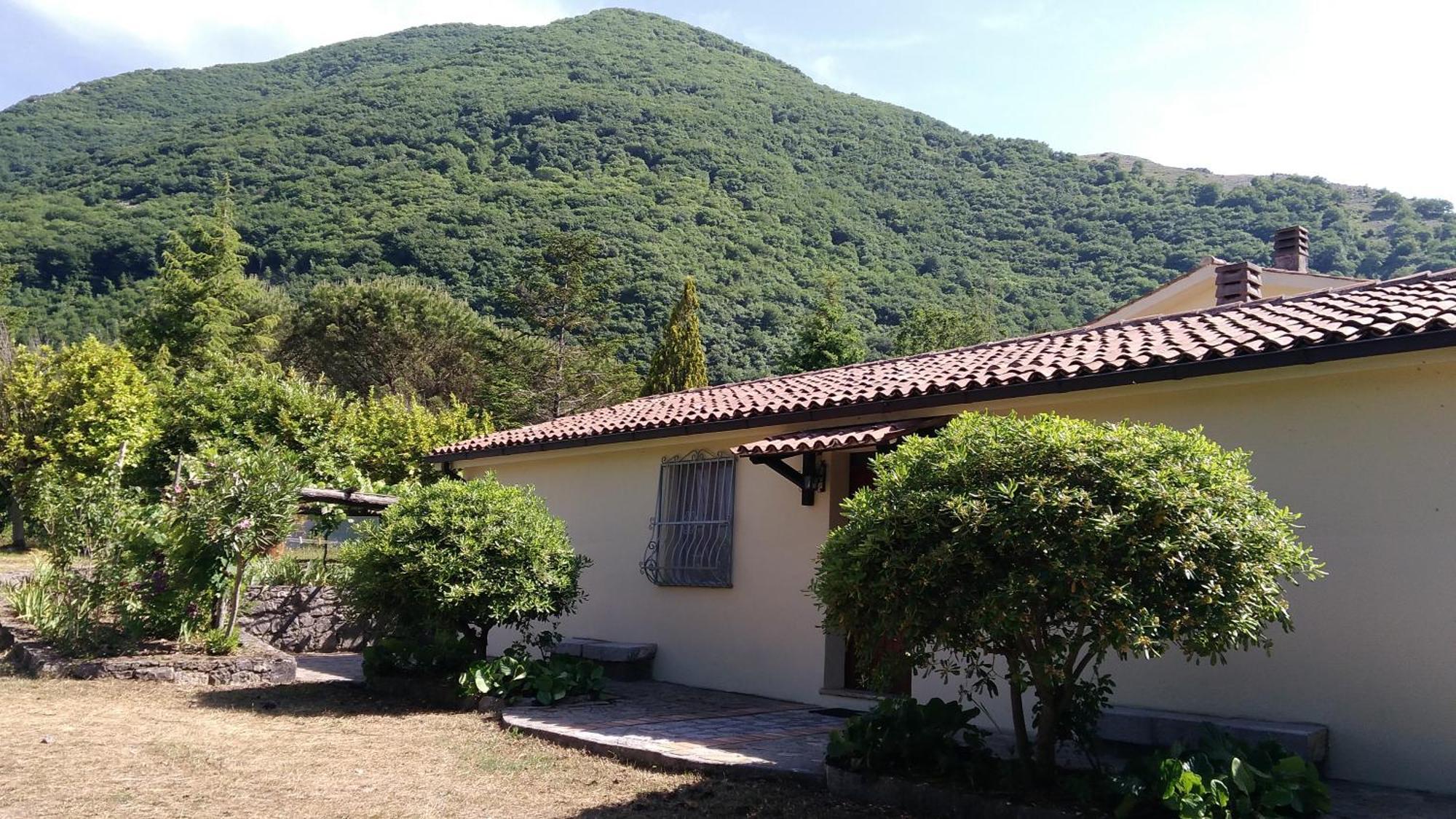 Agriturismo Collevento Трекина Екстериор снимка